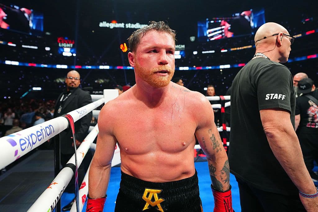 Canelo Admits Body Let Him Down, 'Everything' About Crawford's Style Gave Him Trouble