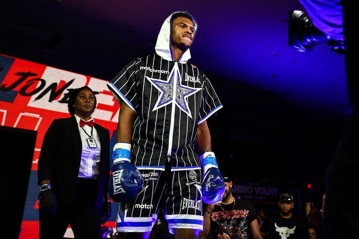 Omari Jones Promises To Steal Ennis-Stanionis Show, Predicts Boots Will Win