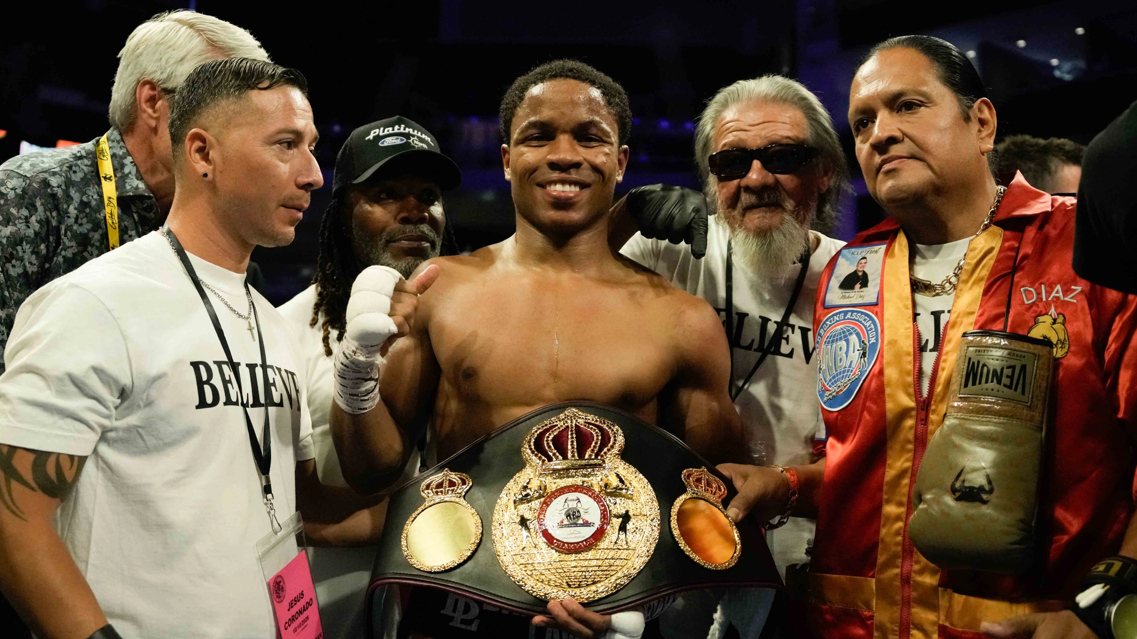 Schofield's father calls for unification vs. Mason; WBO champ responds