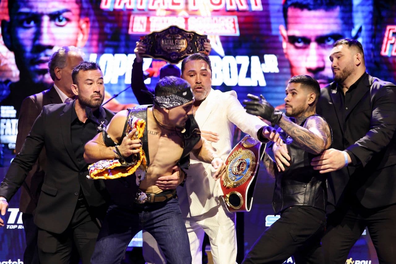 Barboza Detests Teofimo Lopez: I Just Think He Acts Like A Female; He’s A Clown To Me, Man