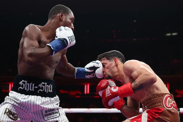 ‘Shu Shu’ Carrington Viciously KOs Carlos Castro For WBC Title