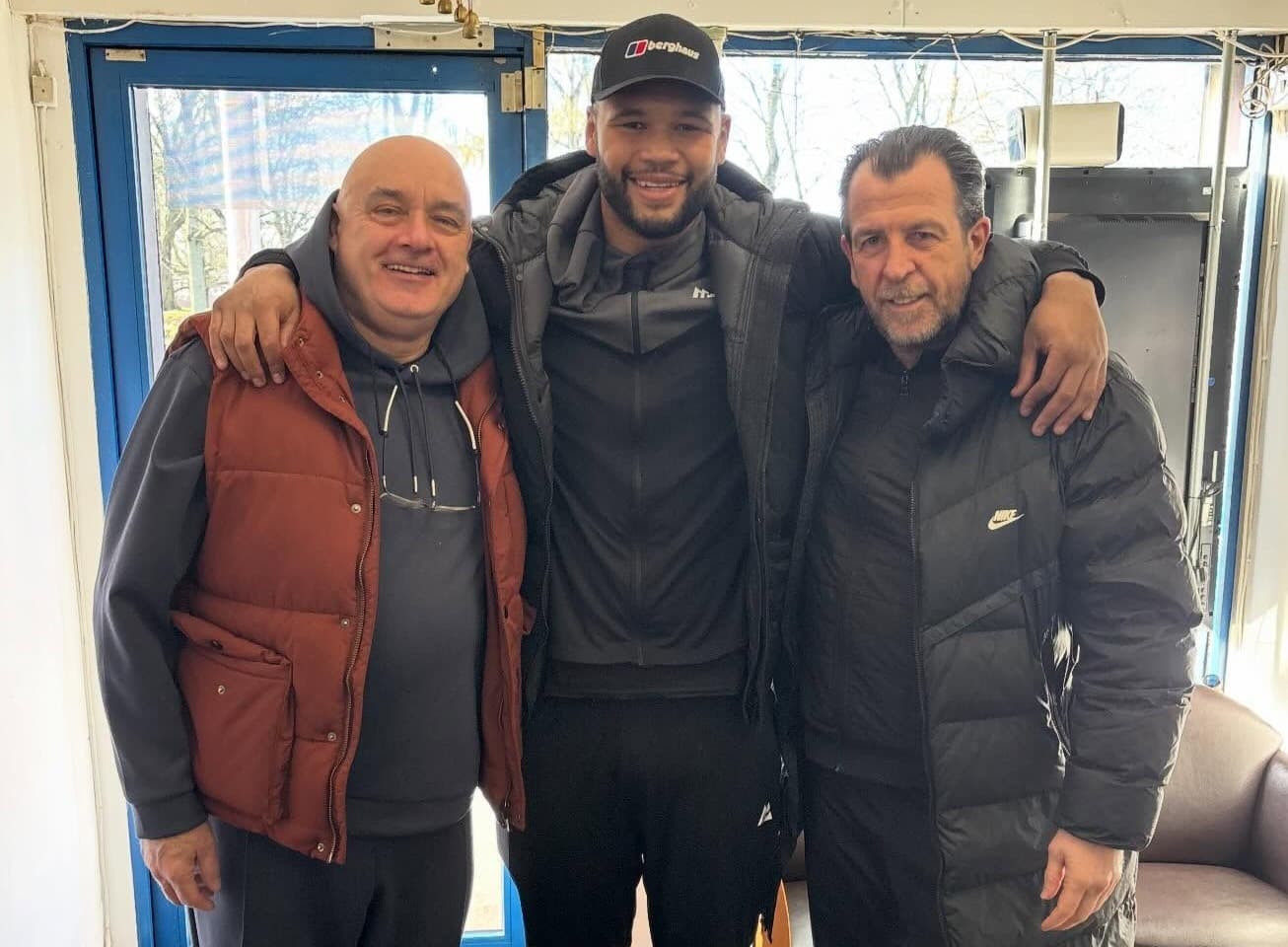 Joe Gallagher and Frazer Clarke get straight down to business