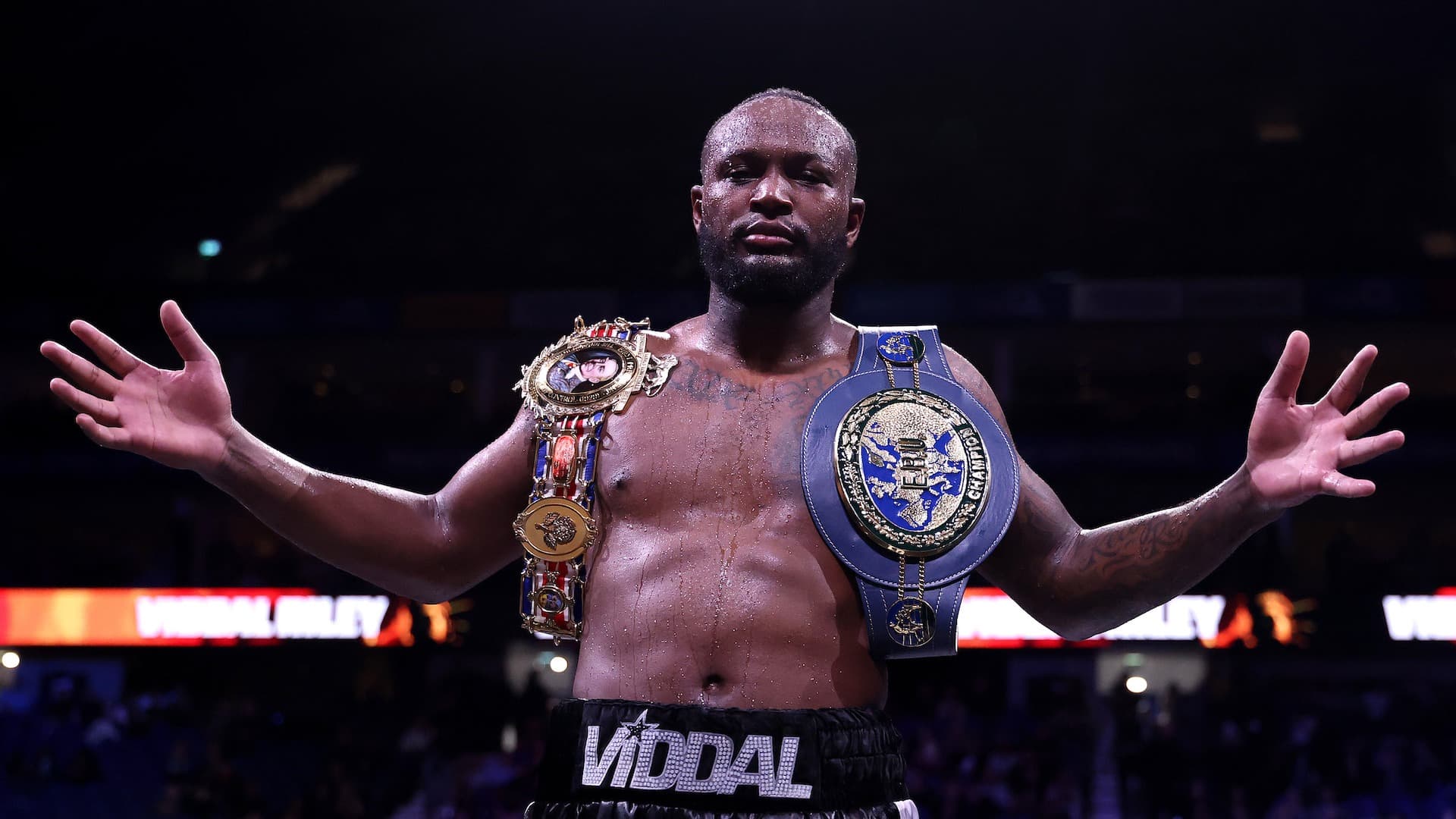 Riley dominates Masternak to claim European cruiserweight title