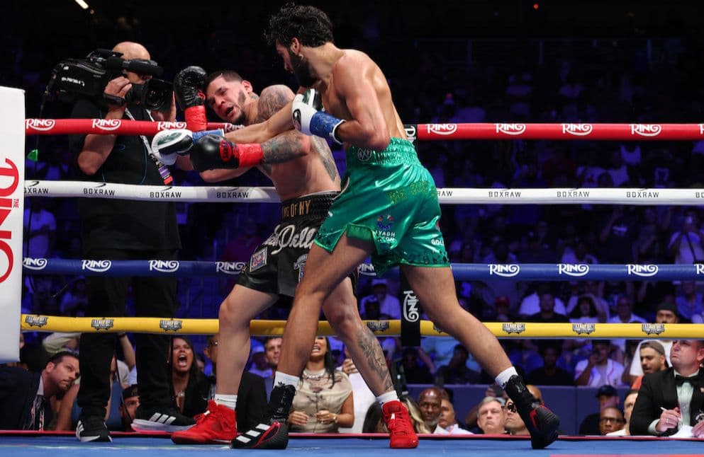 Hamzah Sheeraz Drops Edgar Berlanga Three Times, Stops Him In 5th Round Of Ring III Main Event