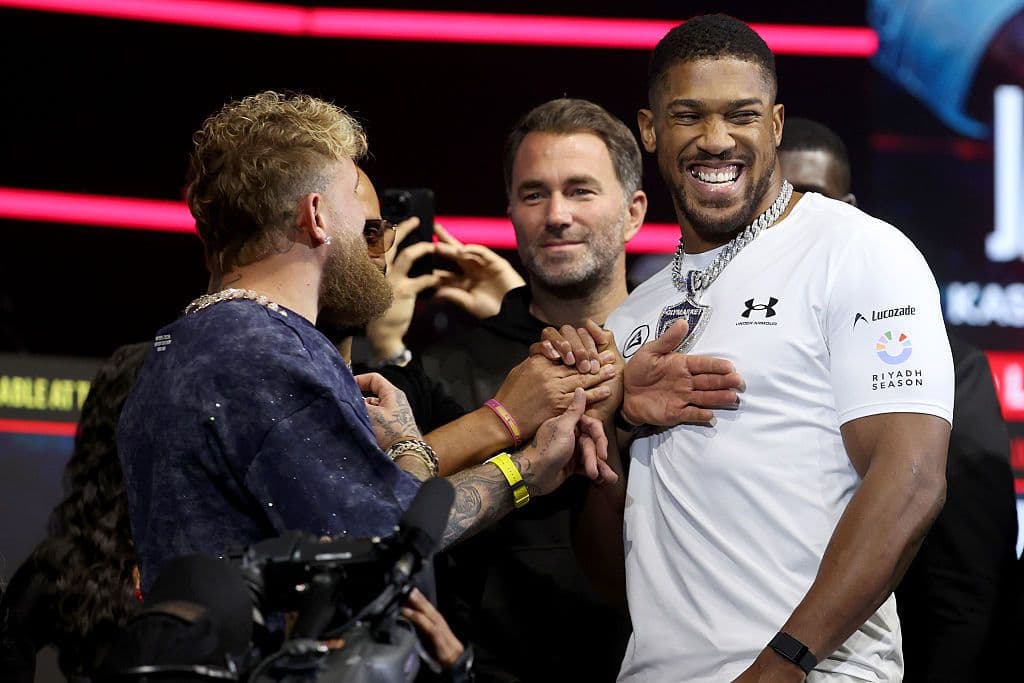 Jake Paul: My Speed and Size Will See 'Chinny' Anthony Joshua Fold