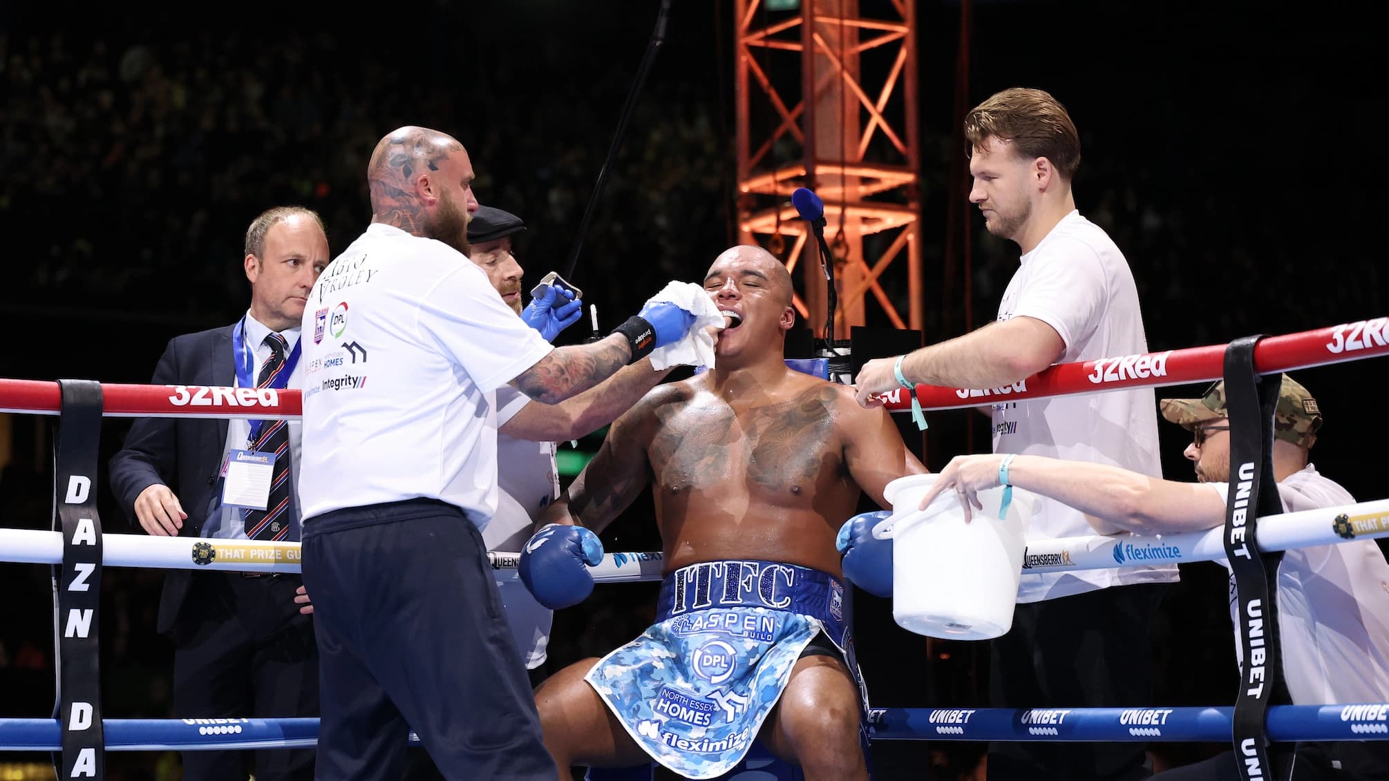 Davison hits back at criticism, talks Wardley-Dubois 1 stoppage