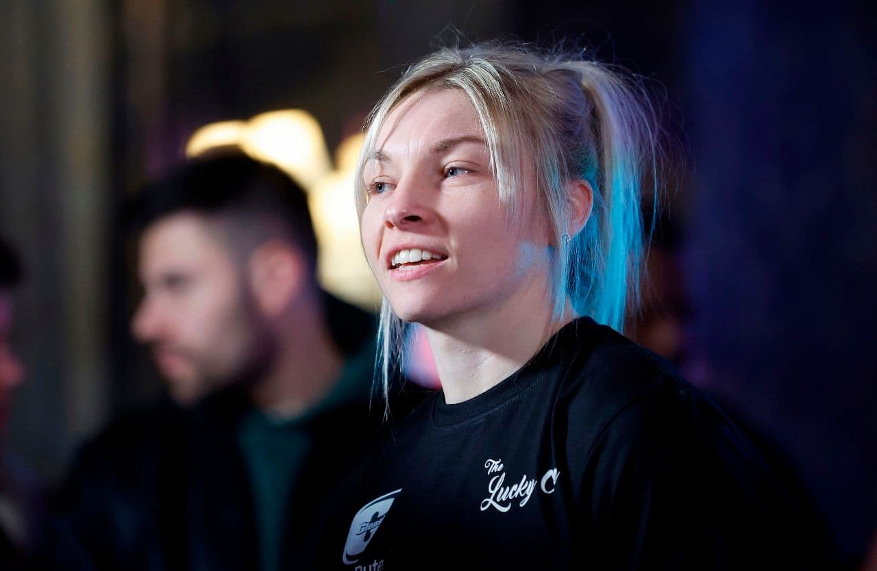 Ring Magazine champion Lauren Price set to make her BBC debut